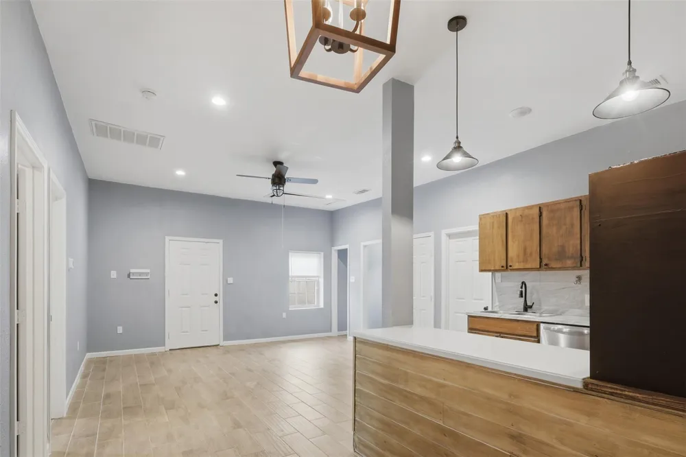 324 Johnson Street #B Pasadena, TX 77506
