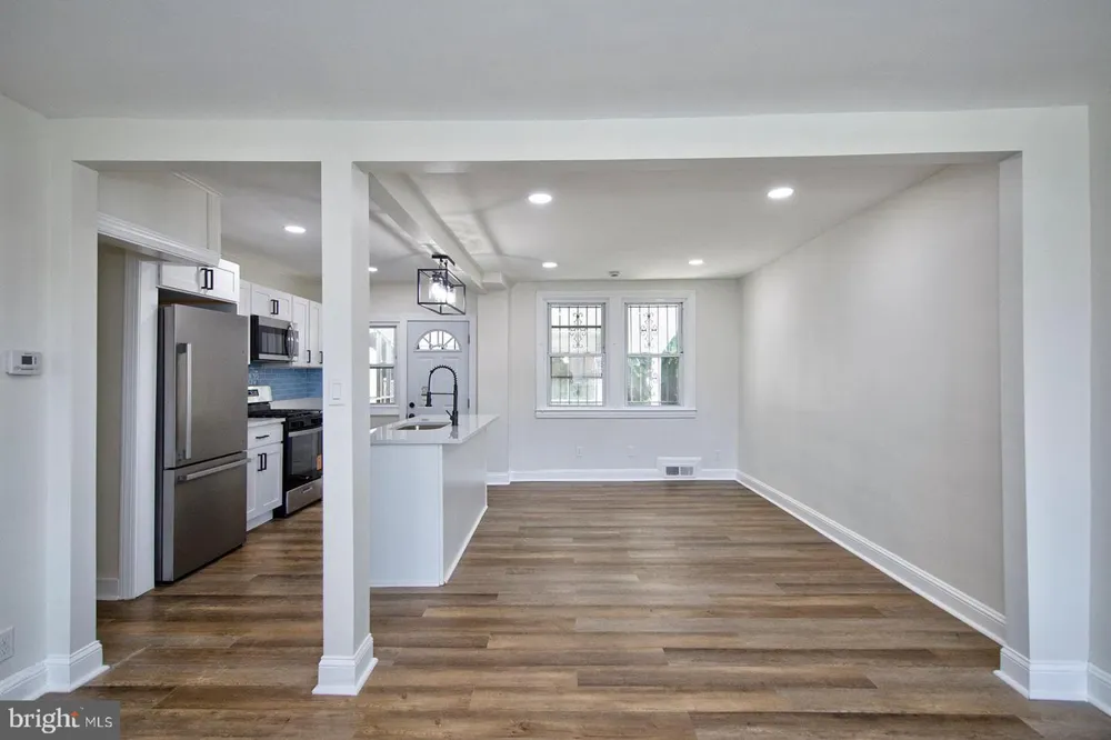 2834 OAKFORD AVENUE Baltimore, MD 21215