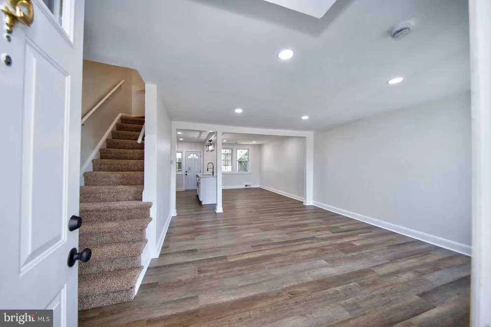 2834 OAKFORD AVENUE Baltimore, MD 21215