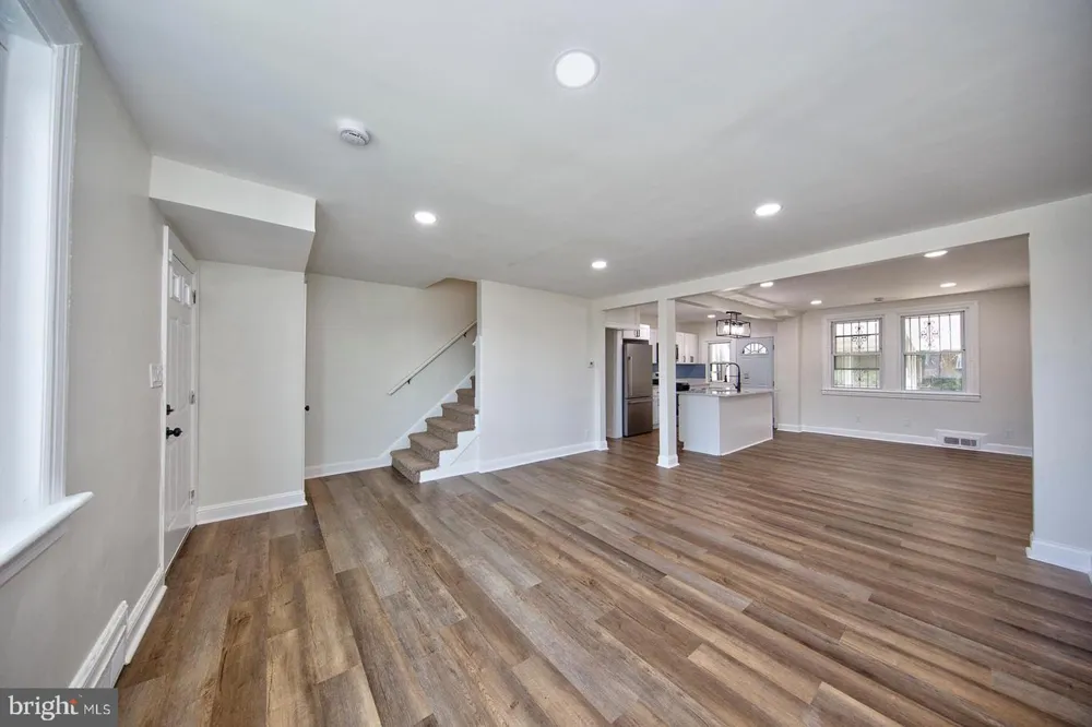 2834 OAKFORD AVENUE Baltimore, MD 21215