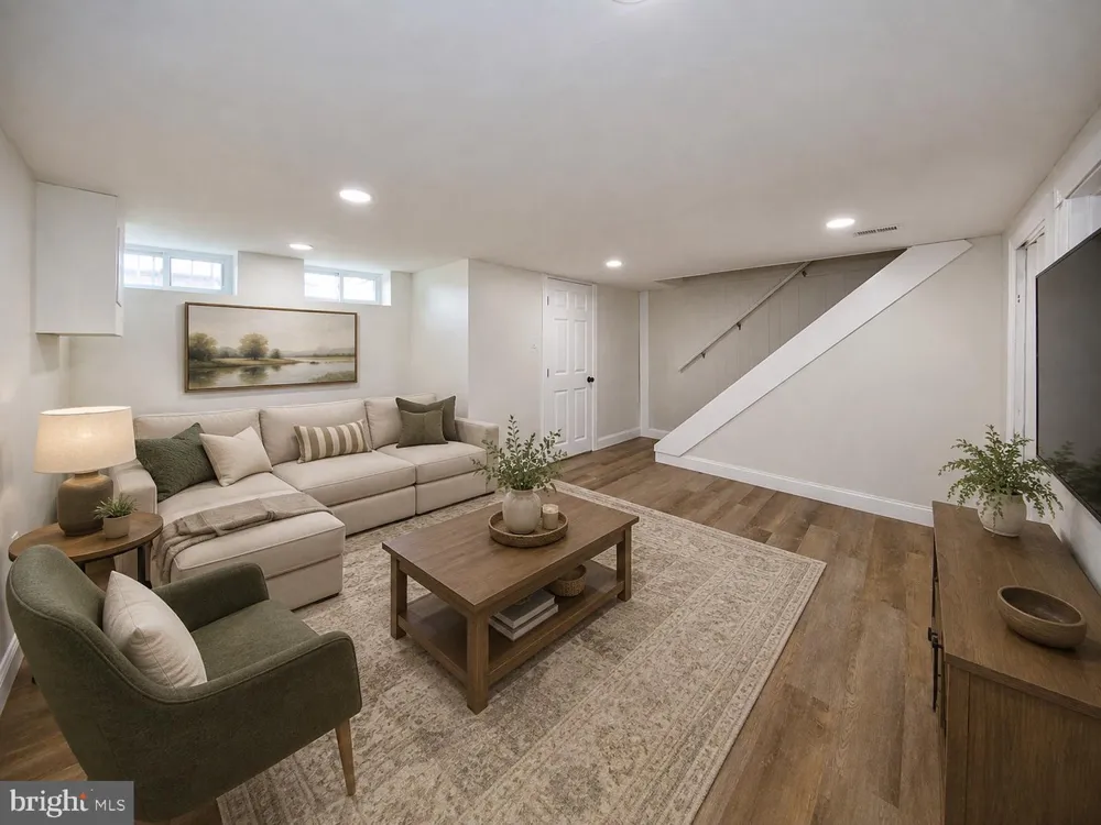 2834 OAKFORD AVENUE Baltimore, MD 21215