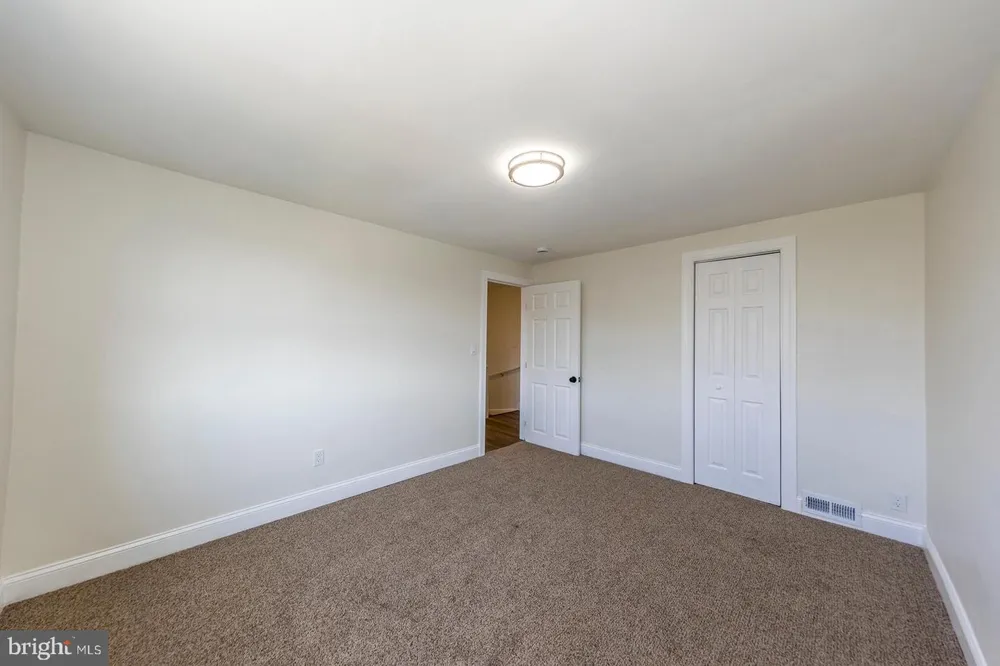 2834 OAKFORD AVENUE Baltimore, MD 21215