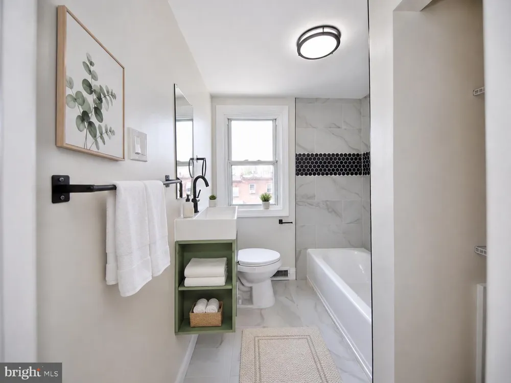 2834 OAKFORD AVENUE Baltimore, MD 21215