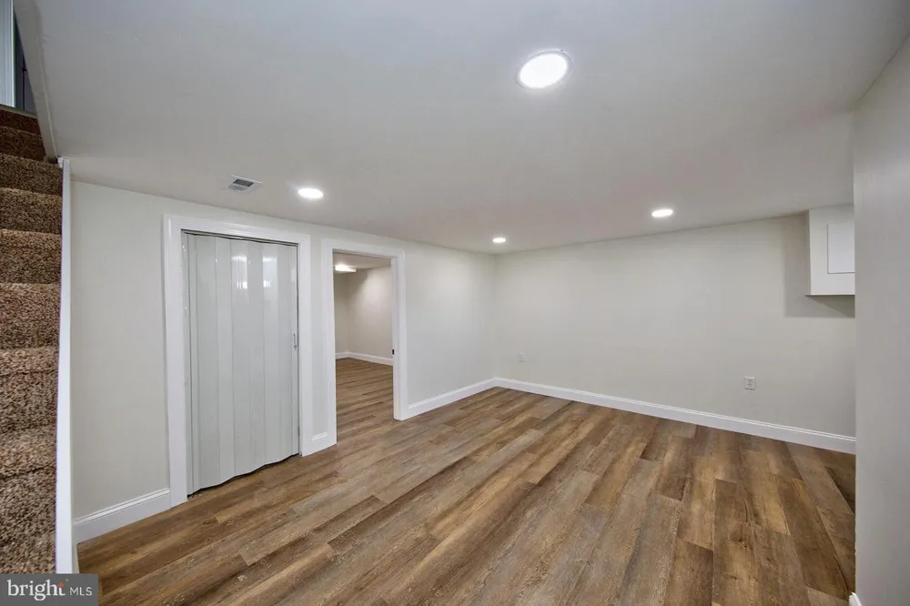2834 OAKFORD AVENUE Baltimore, MD 21215