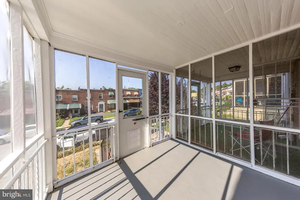 2834 OAKFORD AVENUE Baltimore, MD 21215