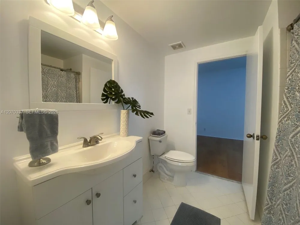 1809 Salerno Cir Weston, FL 33327