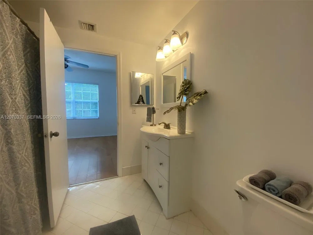 1809 Salerno Cir Weston, FL 33327