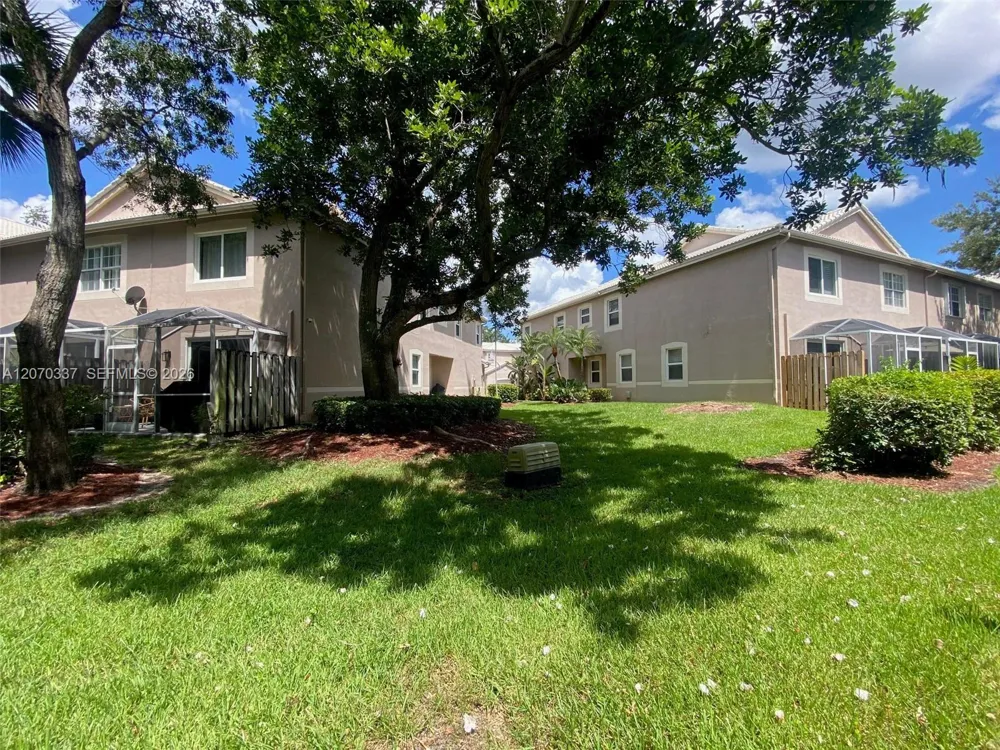 1809 Salerno Cir Weston, FL 33327