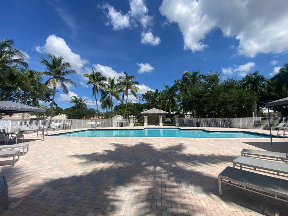 1809 Salerno Cir Weston, FL 33327
