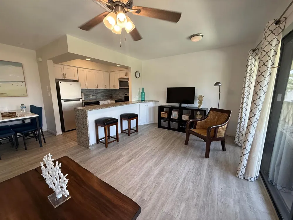 3208 SE 11TH STREET #202 Pompano Beach, FL 33062