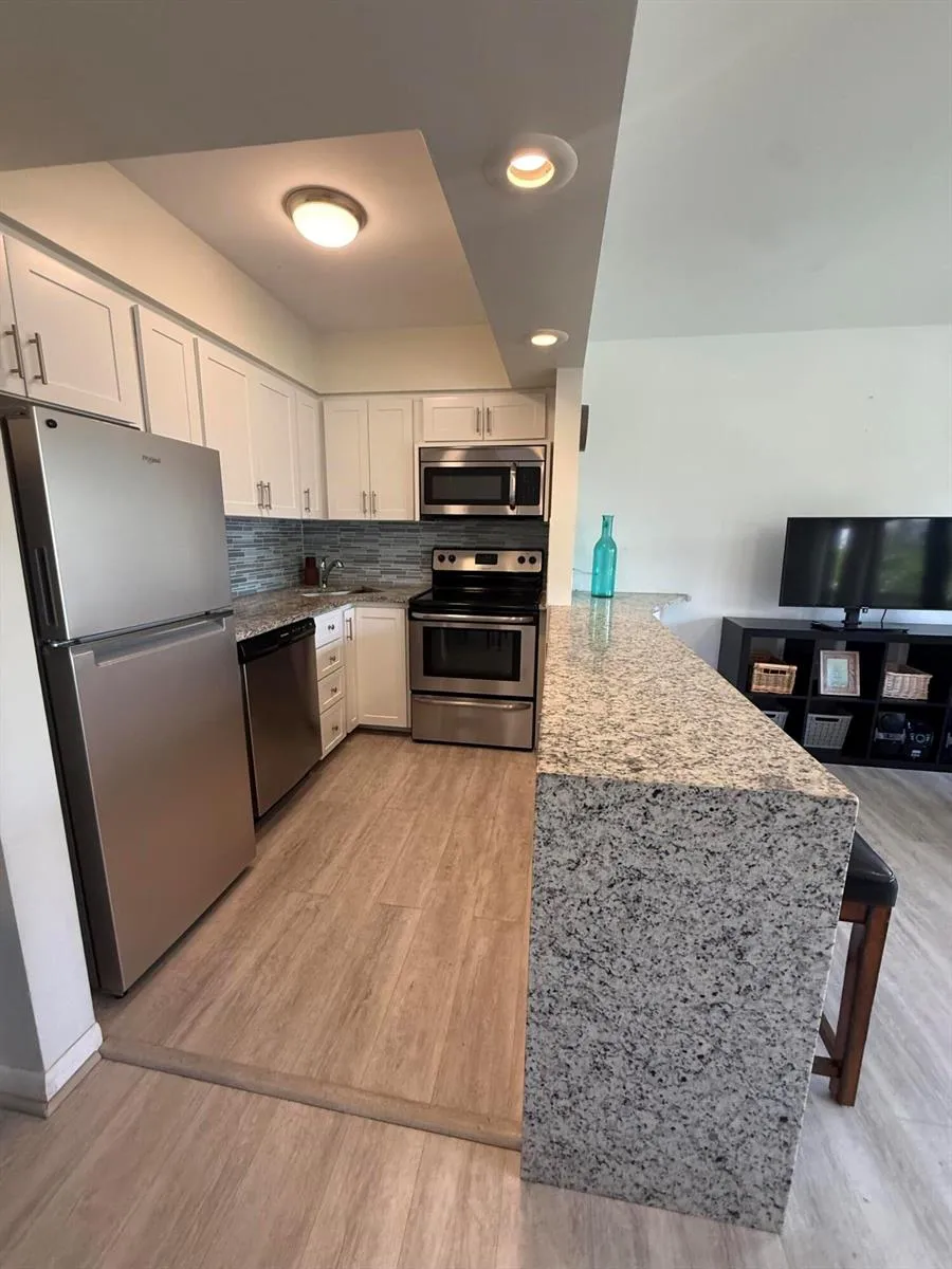 3208 SE 11TH STREET #202 Pompano Beach, FL 33062