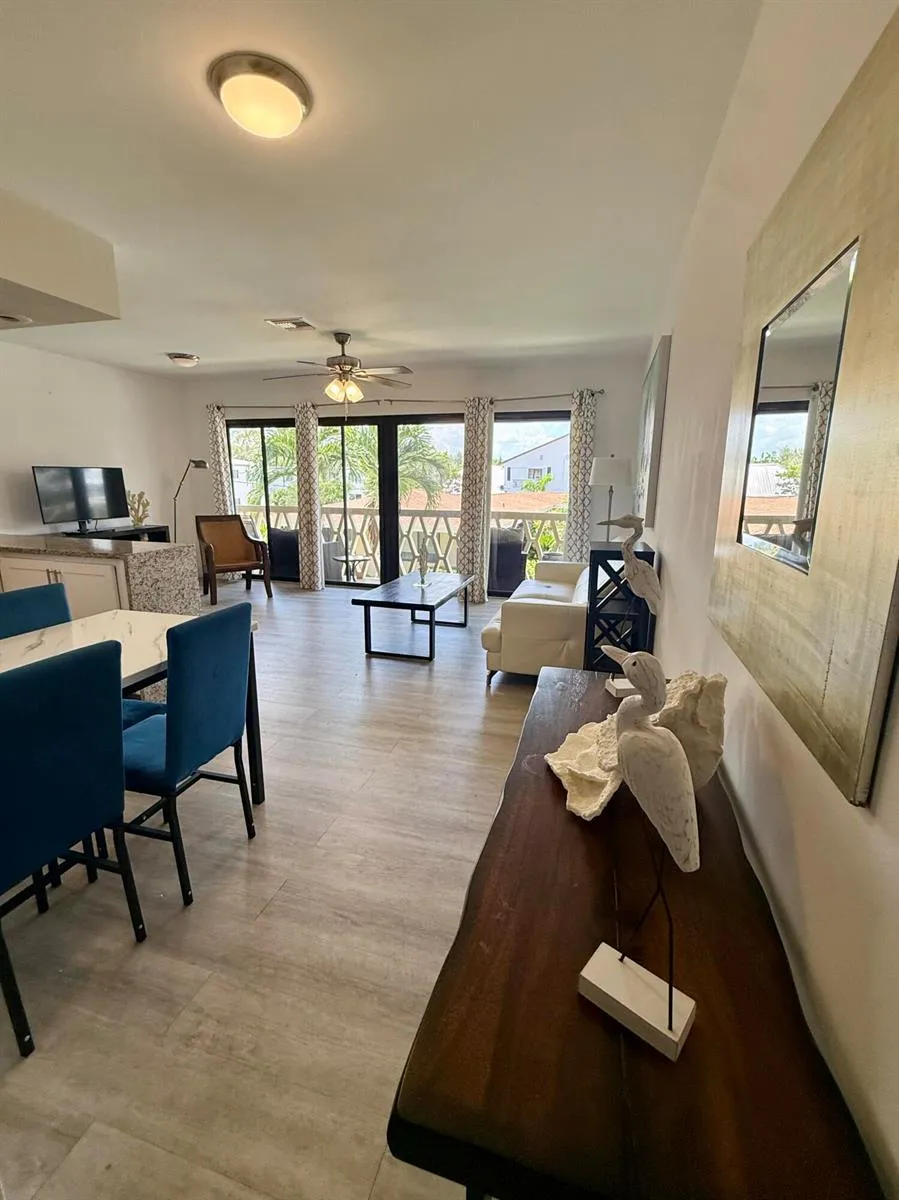 3208 SE 11TH STREET #202 Pompano Beach, FL 33062