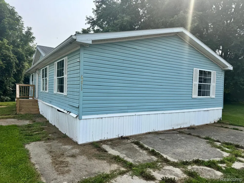 6271 Tonto Court Genesee Charter Township, MI 48506