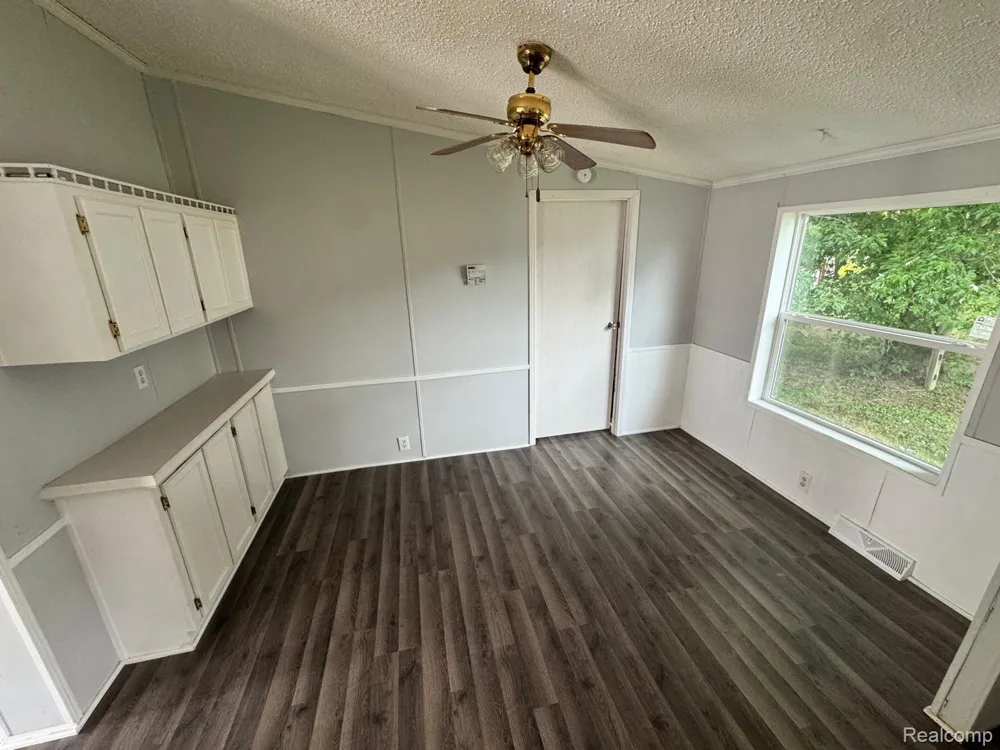 6271 Tonto Court Genesee Charter Township, MI 48506
