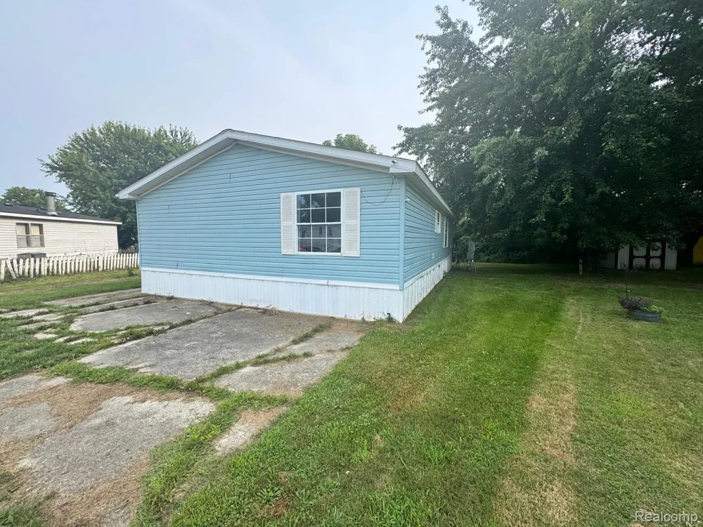 6271 Tonto Court Genesee Charter Township, MI 48506