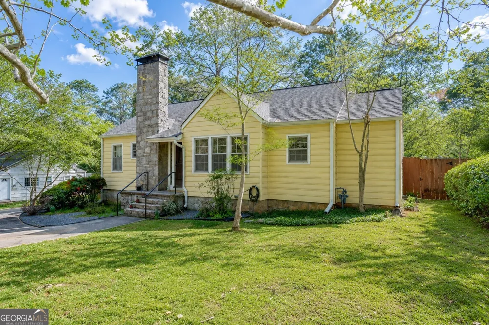 2657 Old Norcross RD Tucker, GA 30084