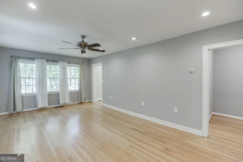 2657 Old Norcross RD Tucker, GA 30084