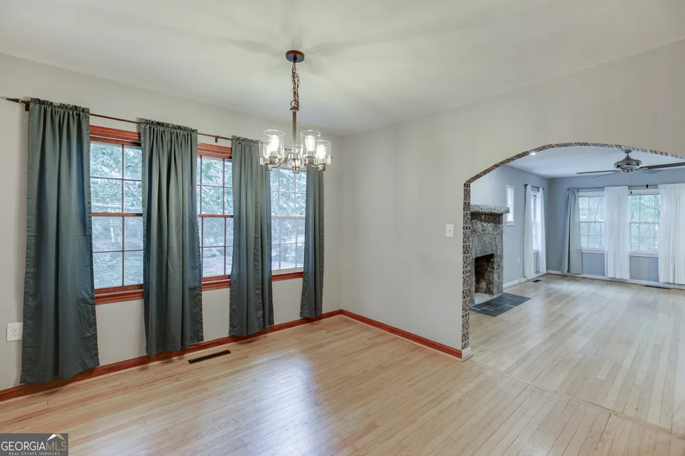 2657 Old Norcross RD Tucker, GA 30084