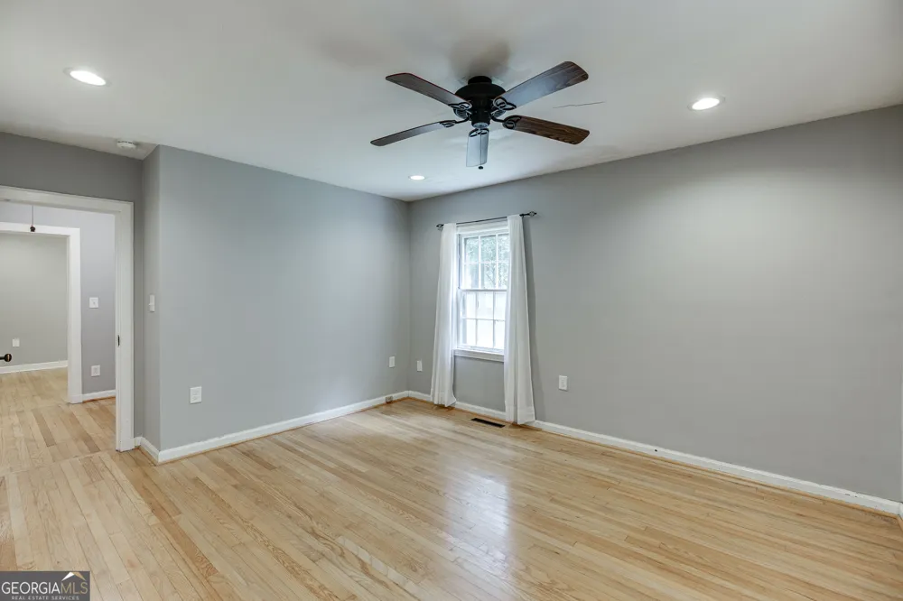 2657 Old Norcross RD Tucker, GA 30084