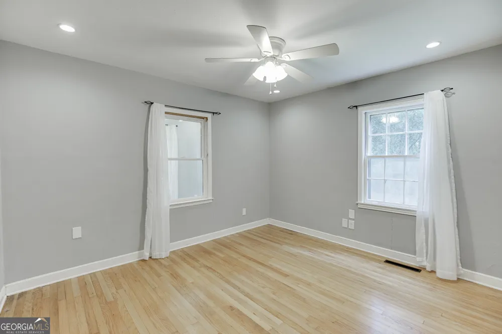 2657 Old Norcross RD Tucker, GA 30084