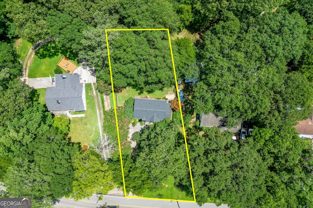 2657 Old Norcross RD Tucker, GA 30084