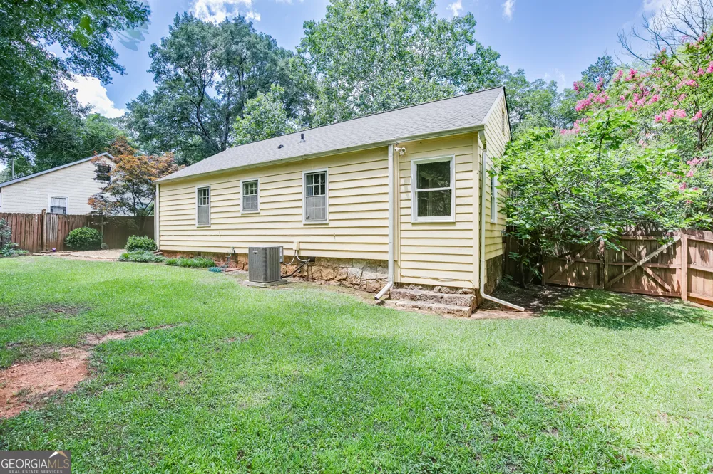 2657 Old Norcross RD Tucker, GA 30084