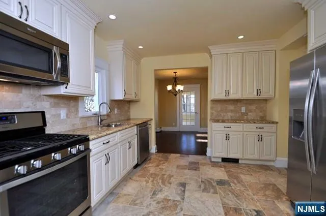 179 Scharer Avenue Northvale, NJ 07647