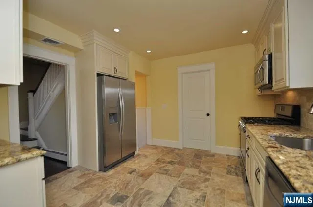179 Scharer Avenue Northvale, NJ 07647