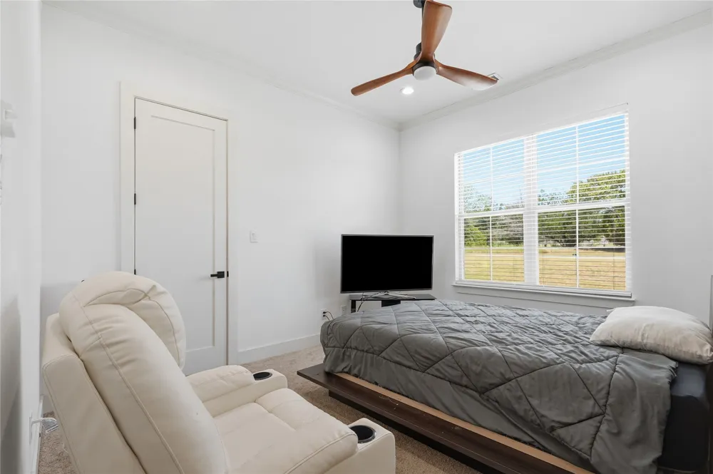 125 County Road 4865 Azle, TX 76020
