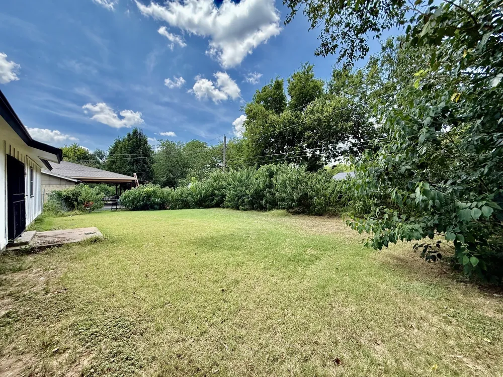 6804 Margaret Drive Forest Hill, TX 76140