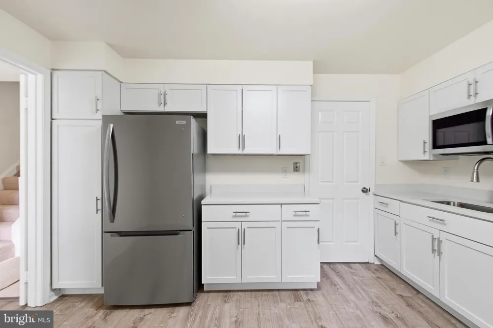 7810 LAKE PLEASANT DRIVE Springfield, VA 22153