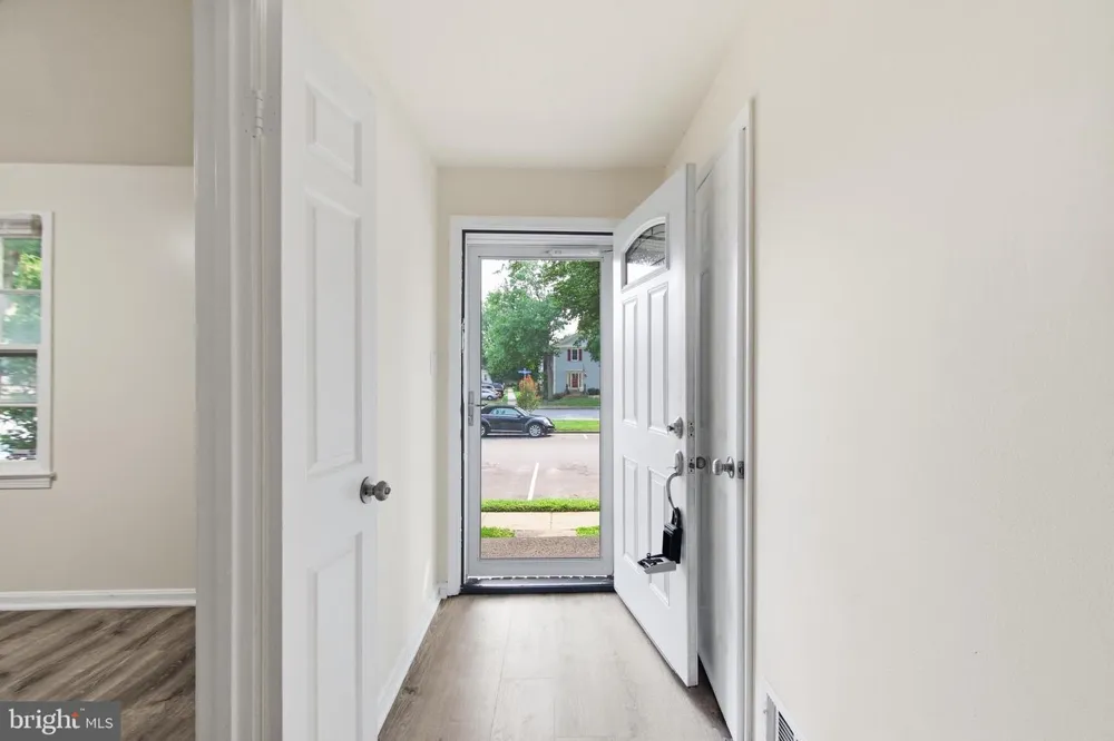 7810 LAKE PLEASANT DRIVE Springfield, VA 22153