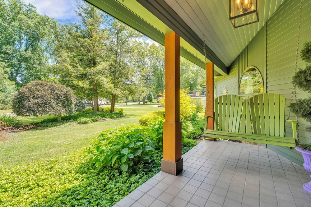 93 Lynwood Drive Battle Creek, MI 49015