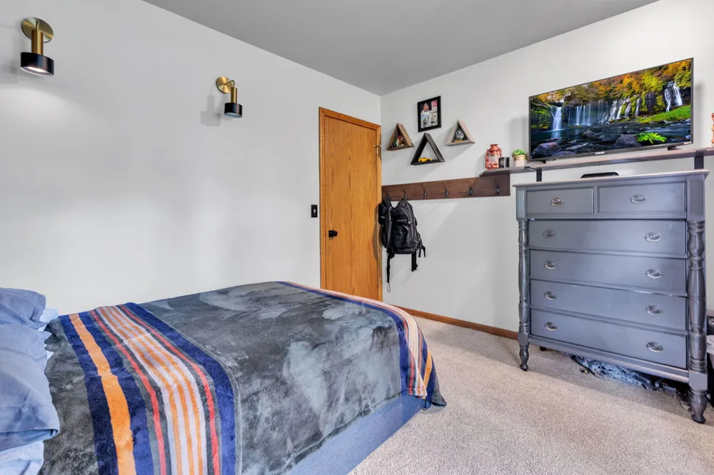 93 Lynwood Drive Battle Creek, MI 49015