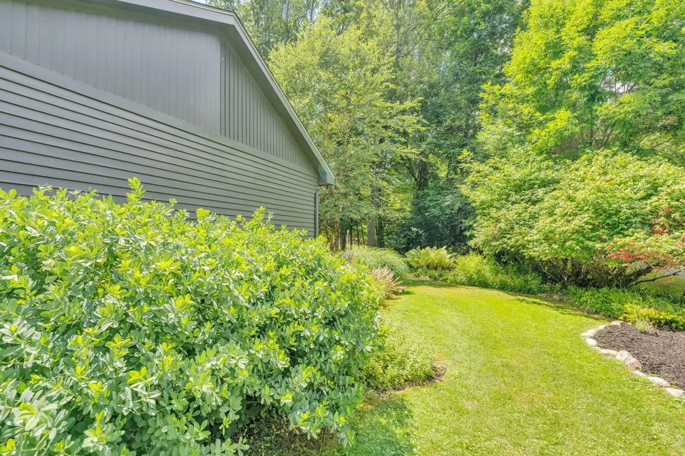 93 Lynwood Drive Battle Creek, MI 49015