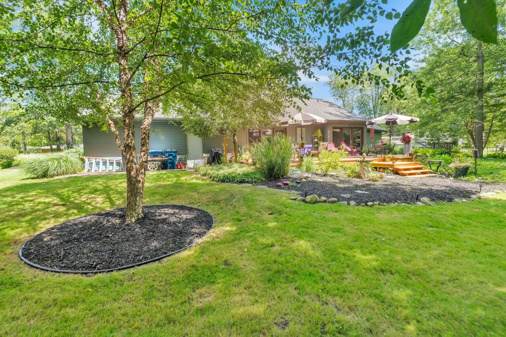 93 Lynwood Drive Battle Creek, MI 49015