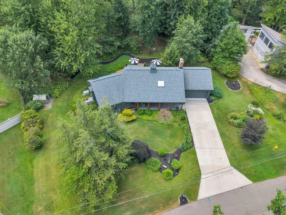 93 Lynwood Drive Battle Creek, MI 49015