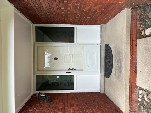 18570 BUNGALOW DRIVE