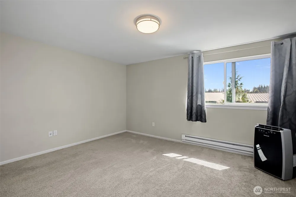 212 SW 146th Street #105 Burien, WA 98166