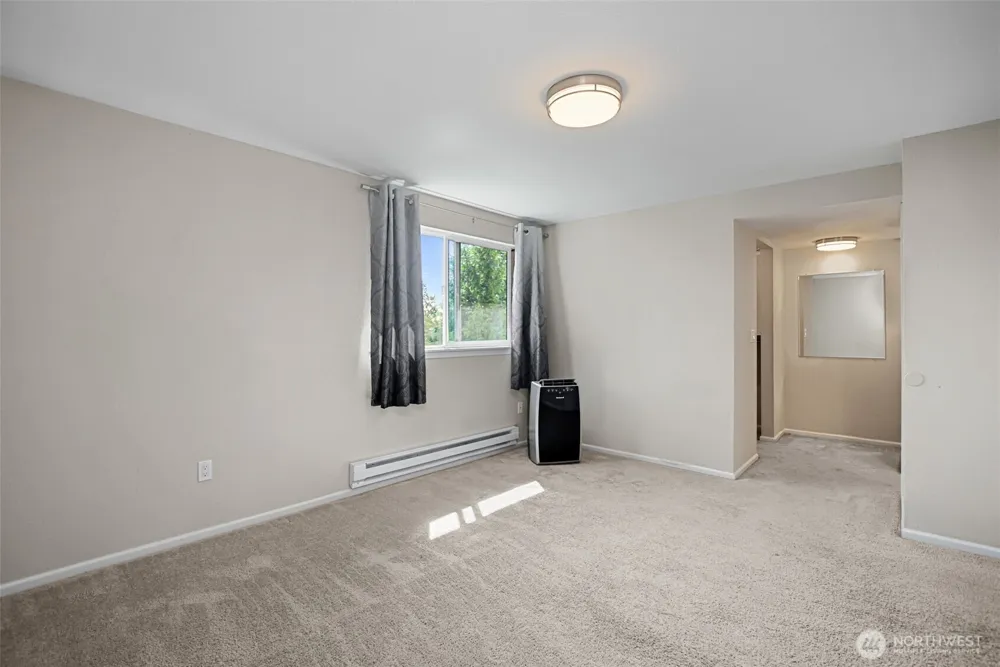 212 SW 146th Street #105 Burien, WA 98166