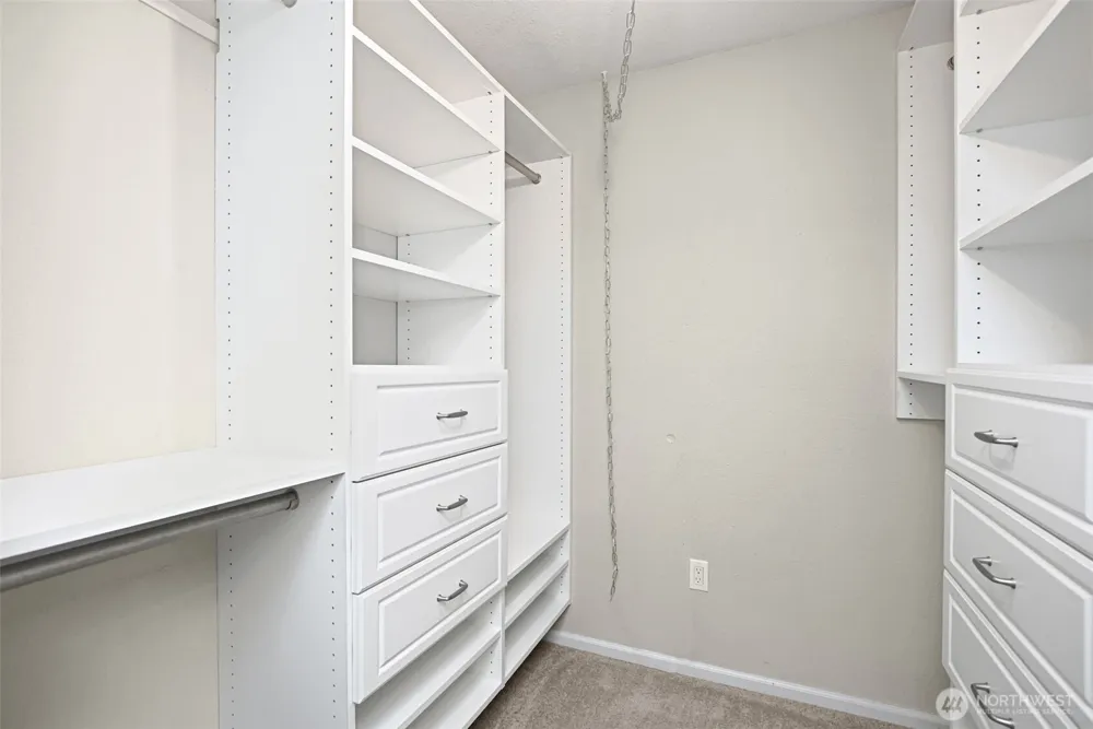 212 SW 146th Street #105 Burien, WA 98166