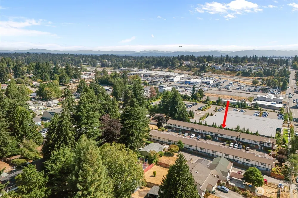 212 SW 146th Street #105 Burien, WA 98166