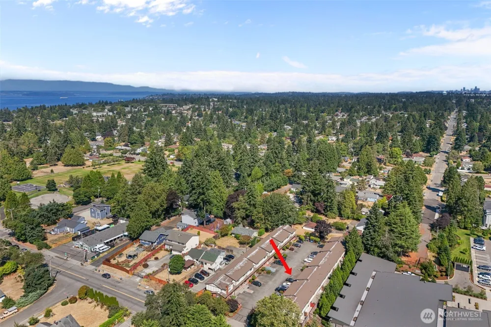 212 SW 146th Street #105 Burien, WA 98166