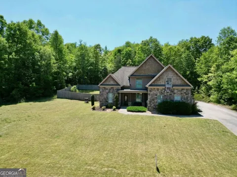 130 Maple DR