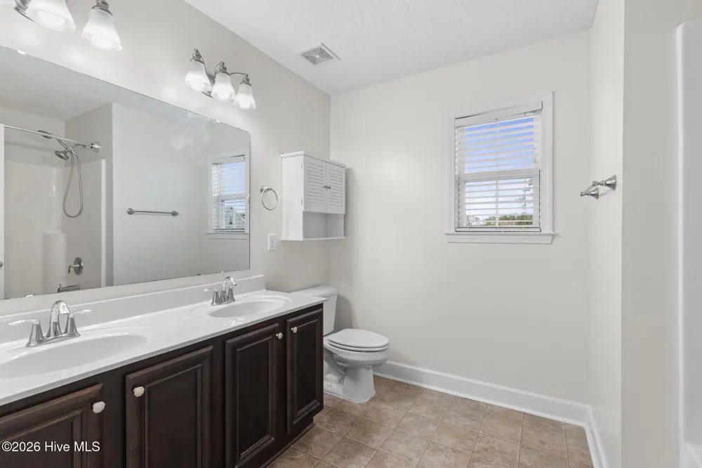 406 Amaryllis Lane Holly Ridge, NC 28445