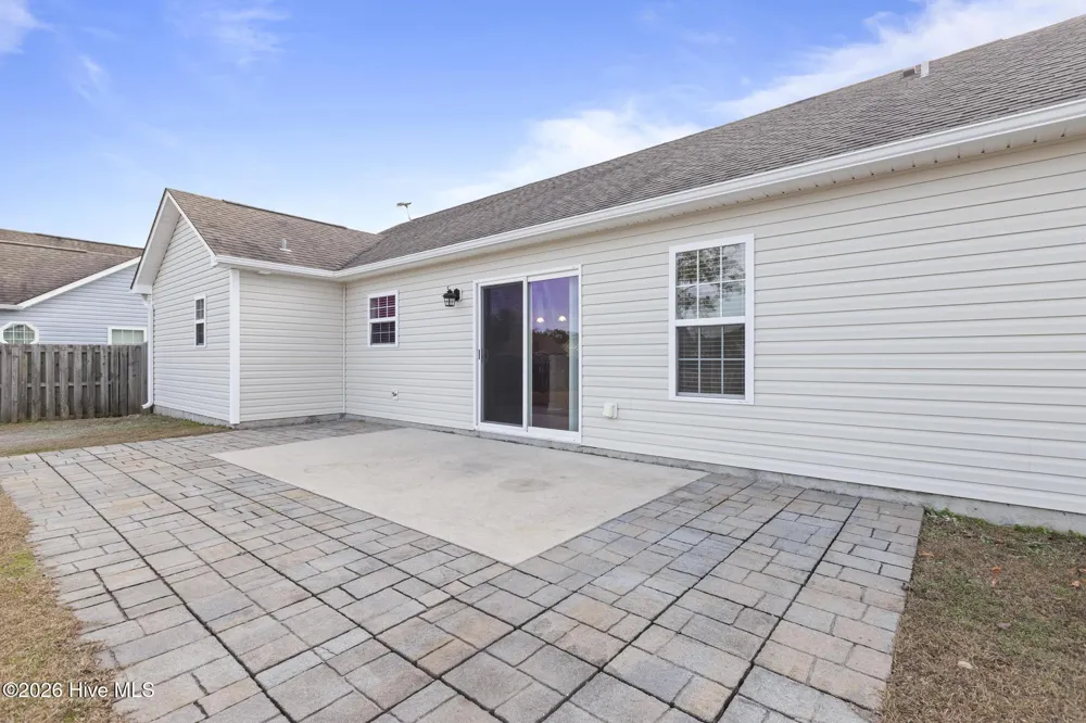 406 Amaryllis Lane Holly Ridge, NC 28445