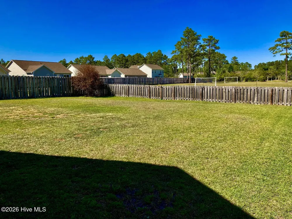 406 Amaryllis Lane Holly Ridge, NC 28445