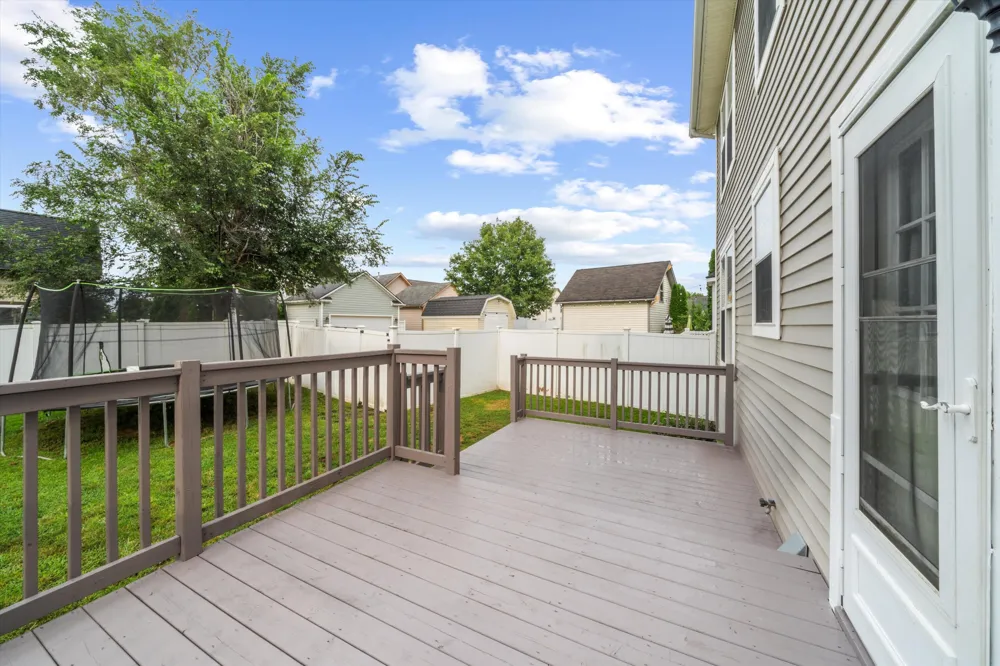 909 Crescent Drive Monroe, MI 48162