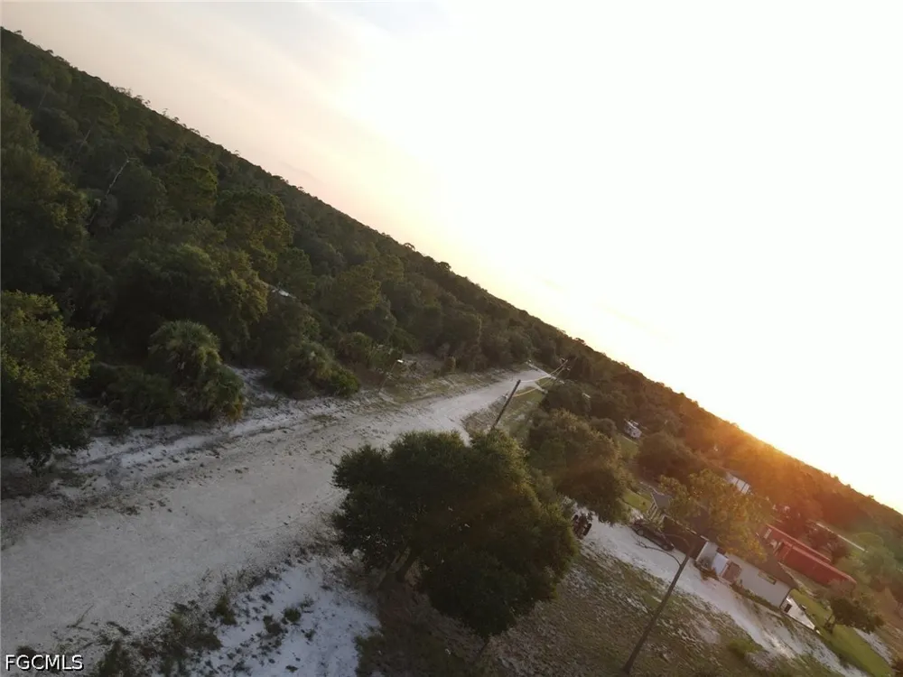 CORNERSTONE WAY Clewiston, FL 33440