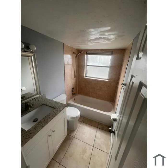 4780 NW 24TH COURT #C101 Lauderdale Lakes, FL 33313
